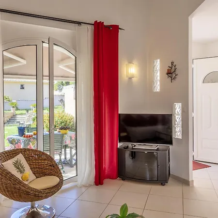 A Casa Nostra Bastia (Corsica)